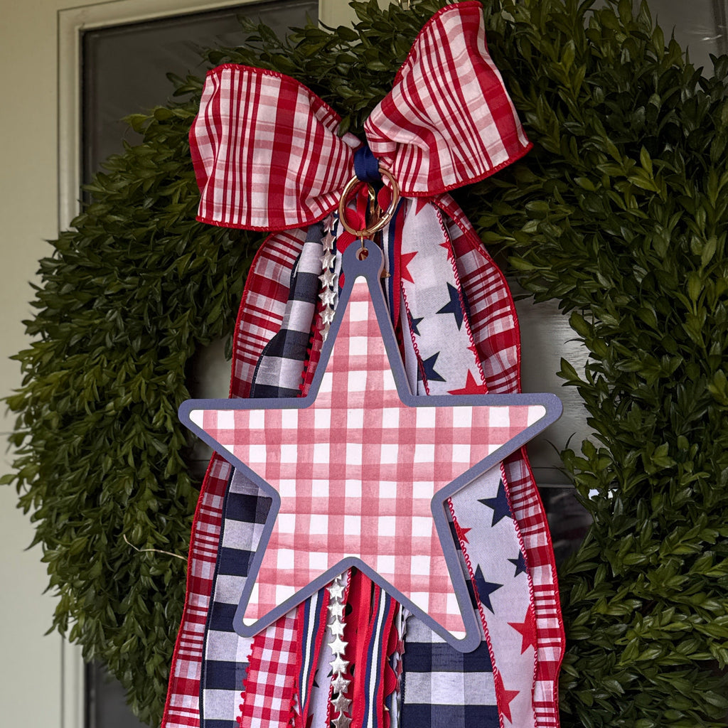 Red Gingham Star Wreath Charm