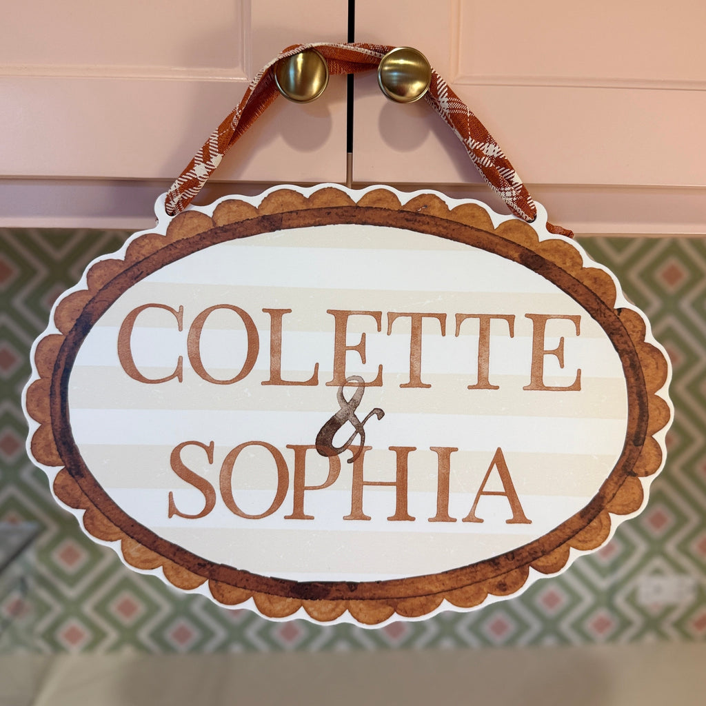 College Scallop Door Sign