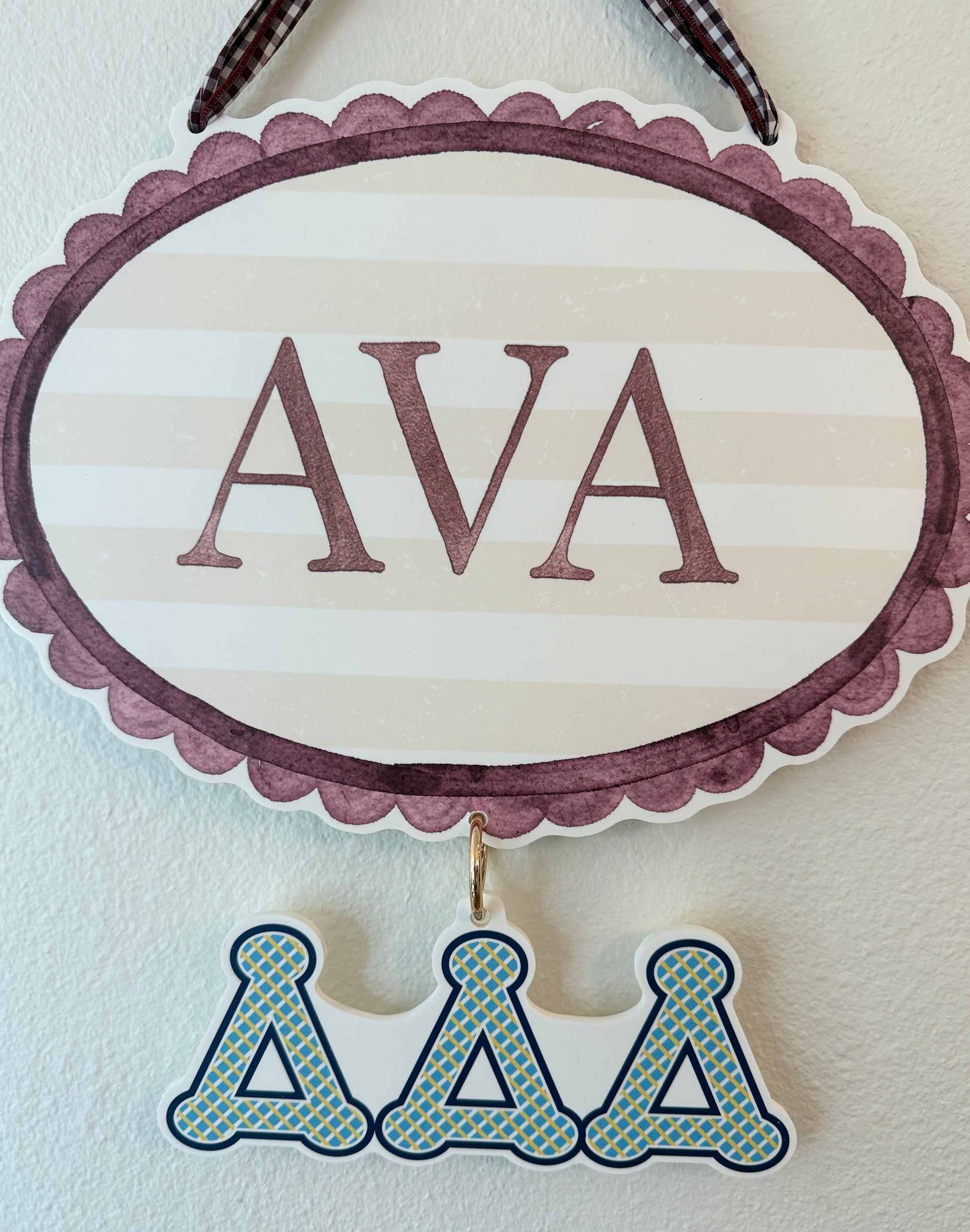 College Scallop Door Sign