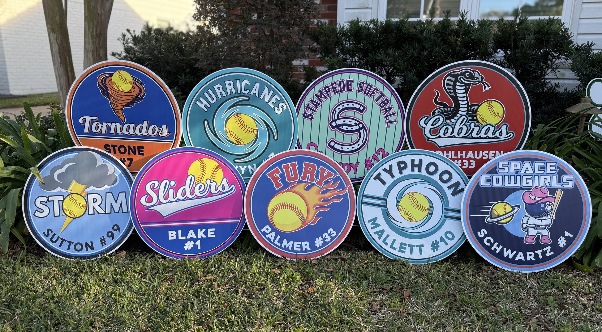 Circle Yard Sign